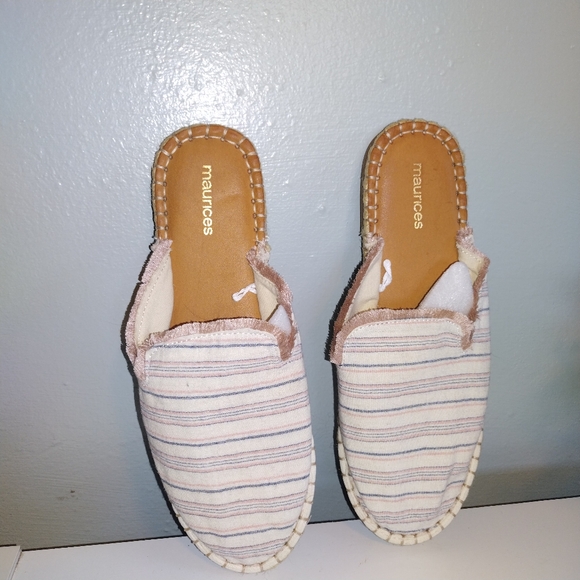 Maurices womens slip on flats size 9 - Picture 2 of 2